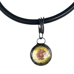 Beautiful, flower choker